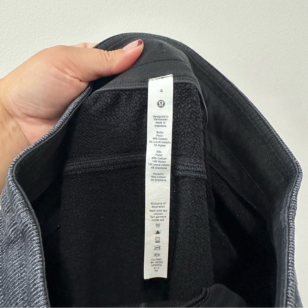 Lululemon Scuba High-Rise Jogger Pant Black Sparkle Cotton Fleece Sz 4 NWOT - Picture 11 of 16